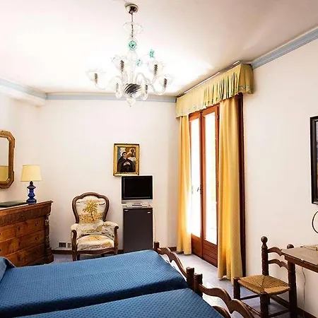 Residenza D'epoca Quattro Fontane Lido di Venezia